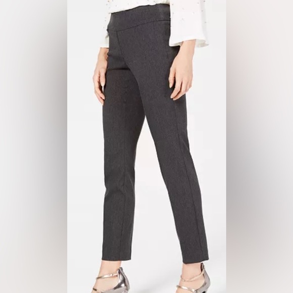 Women’s Alfani pull on skinny pants - Picture 3 of 8